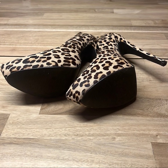 KELSI by Kelsi Dagger Brette Leopard Print Platform Pump size 7.5 - Picture 6 of 9